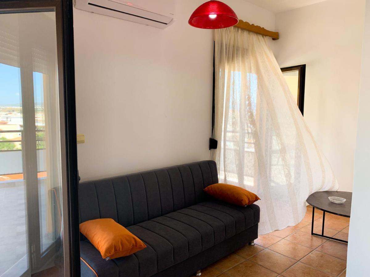 Central Huge Apartment 干尼亞 外观 照片